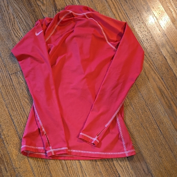 Nike Pro Reddish Orange  Athletic Top M - Picture 4 of 4